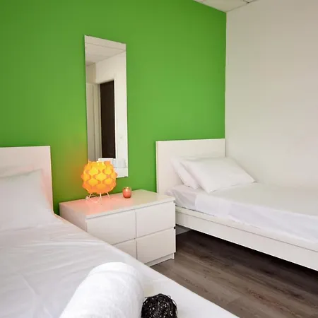 City Living Tk2 Rm 2 * San Giuliano