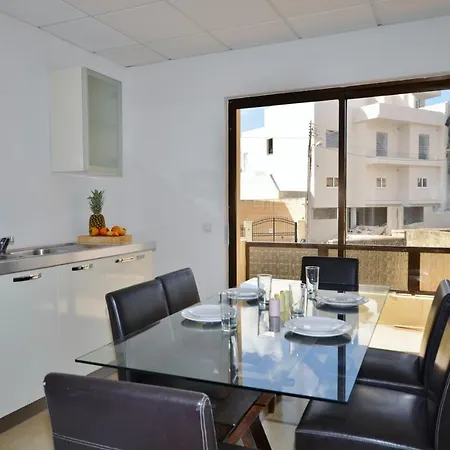 City Living Tk2 Rm 2 Guest house *